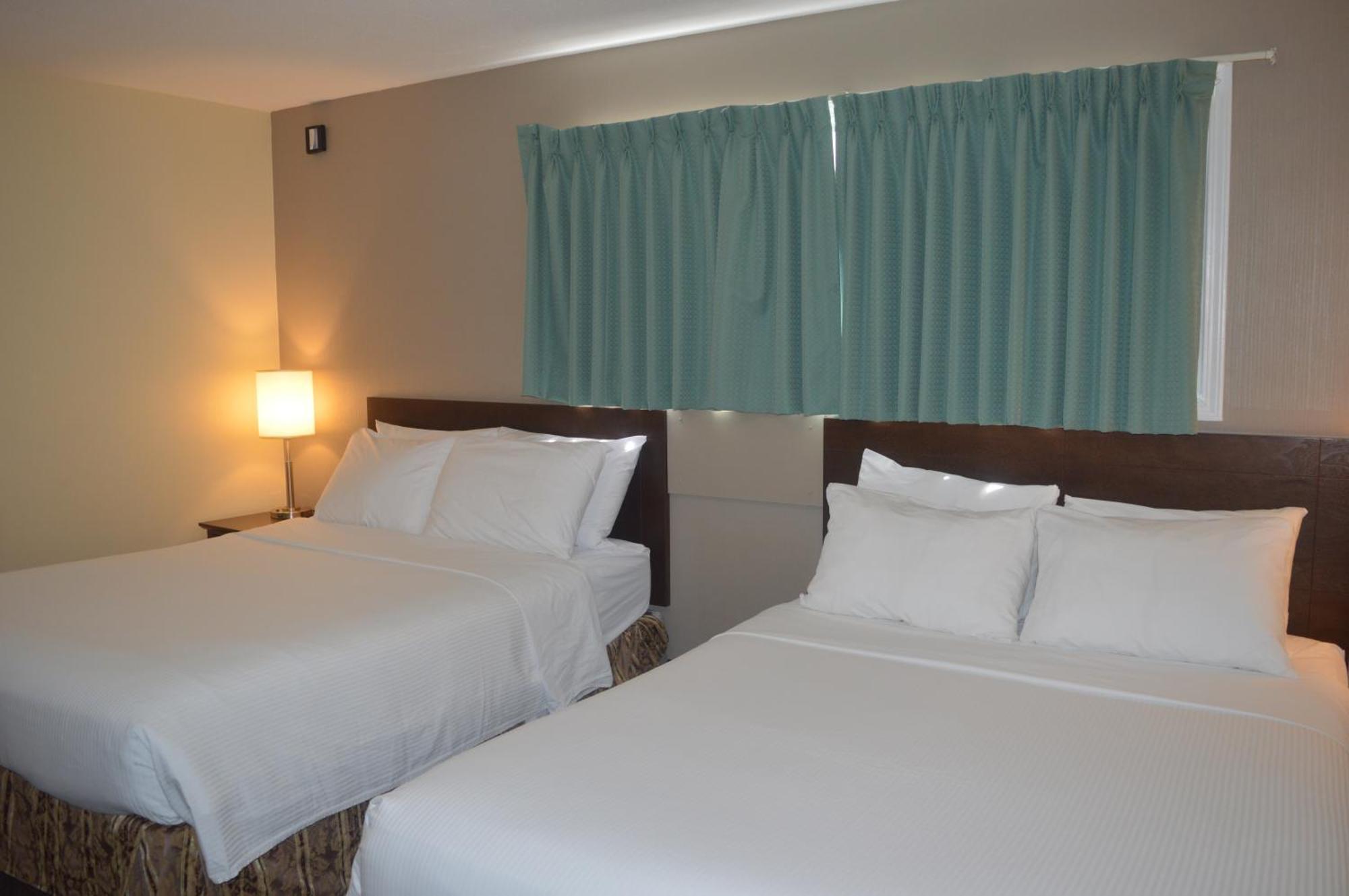 Siesta Suites Κελόουνα  Εξωτερικό φωτογραφία