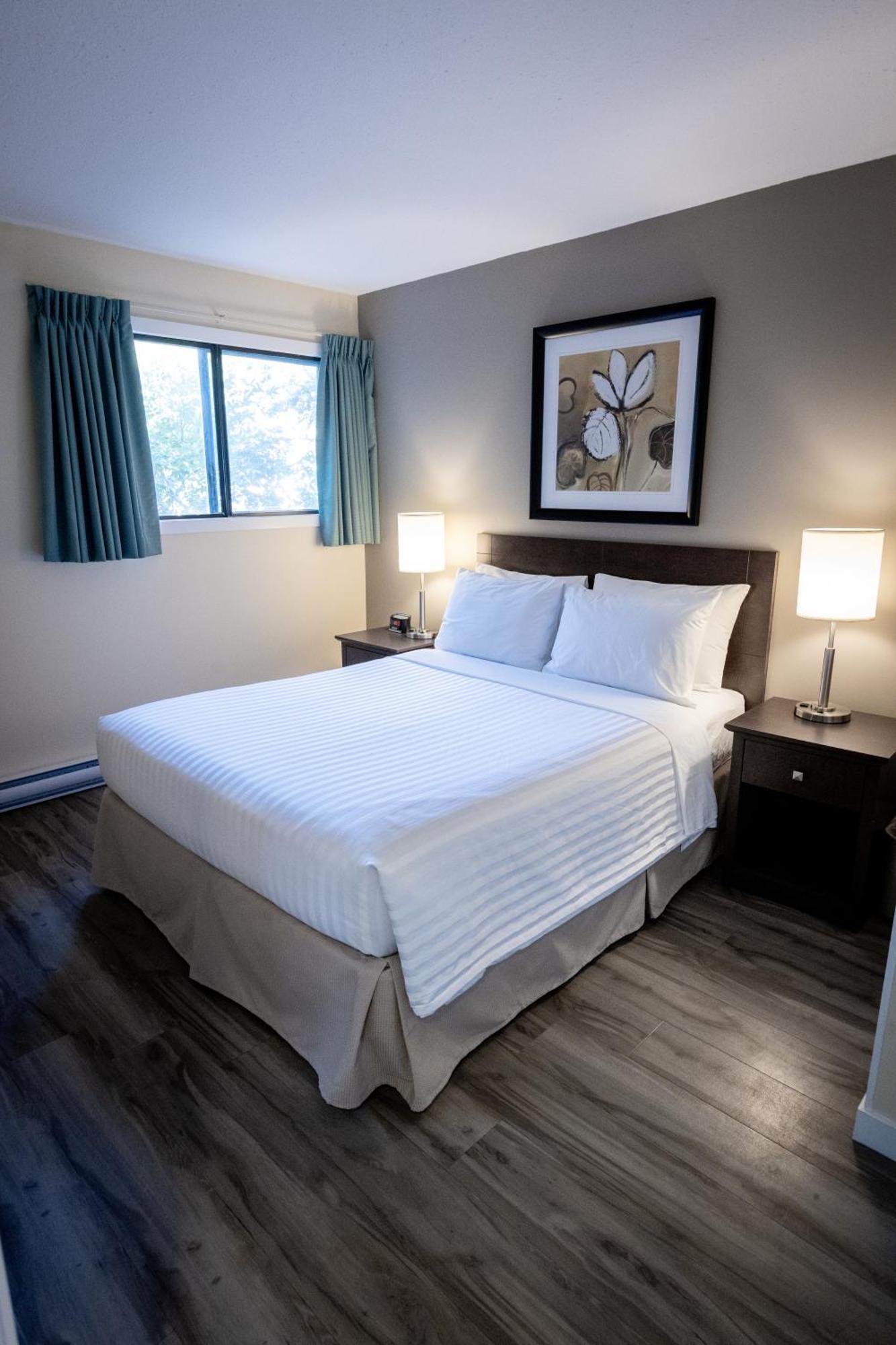 Siesta Suites Κελόουνα  Εξωτερικό φωτογραφία