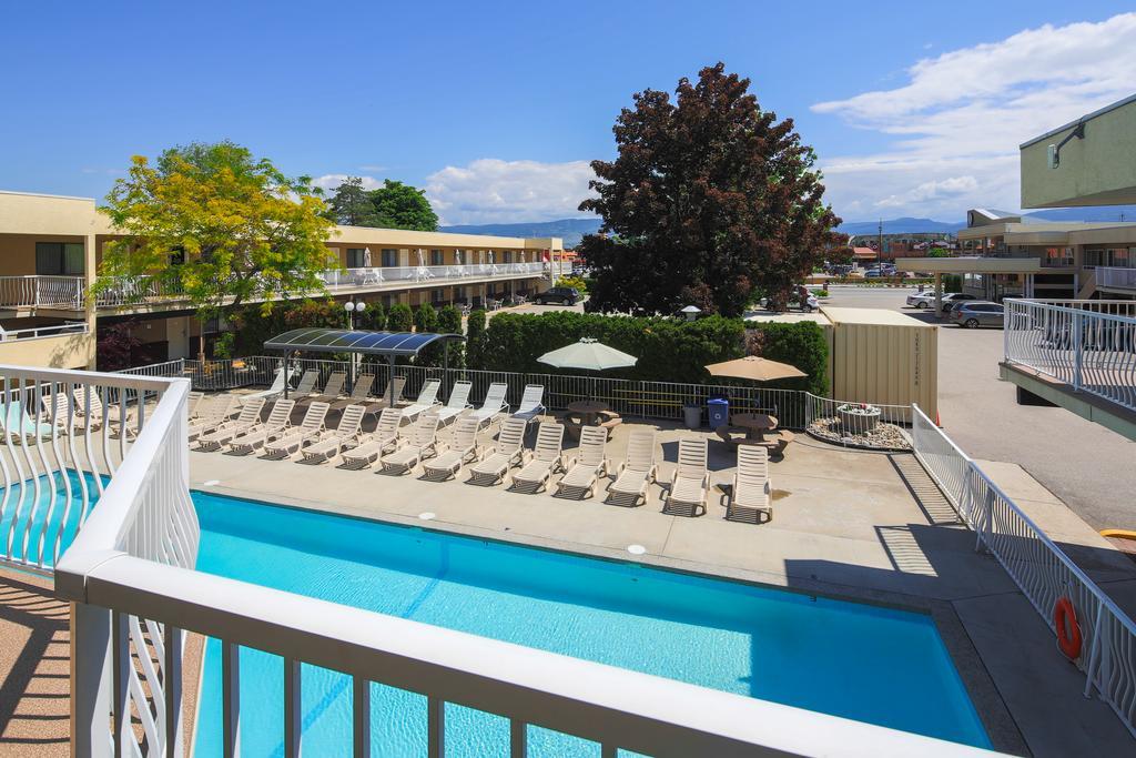 Siesta Suites Κελόουνα  Εξωτερικό φωτογραφία
